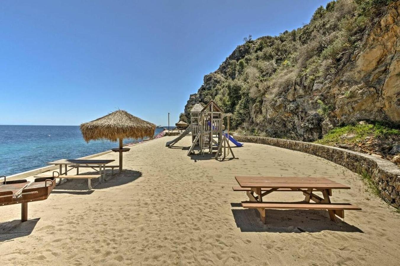 Gorgeous Oceanfront Villa With Panoramic Views Avalon Exterior foto